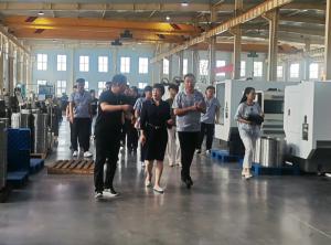 宜陽縣委副書記、縣長候選人張麗娟到香蕉视频在线免费軸承調研